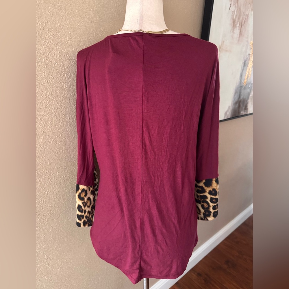 Elegant Burgundy Top with Leopard Print Accents - Picture 5 of 5